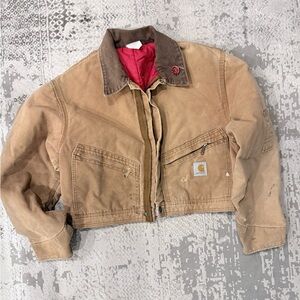 Vintage Carhartt Tan Cropped Jacket with Brown Collar made from a jumpsuit.